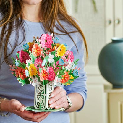 HugePop Blissful Flower Bouquet Pop Up with Detachable Paper Flower