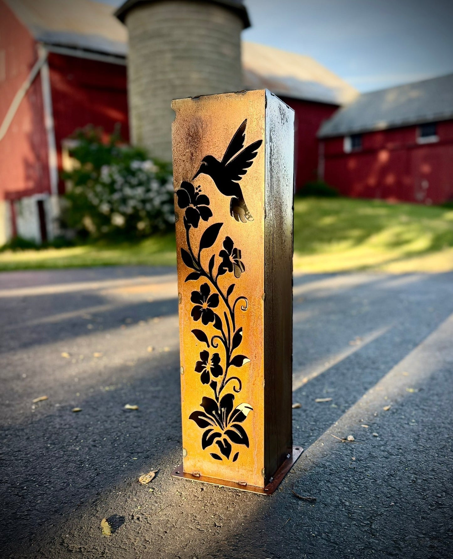 Hummingbird Garden Glow Solar Luminary Pillar - Steel
